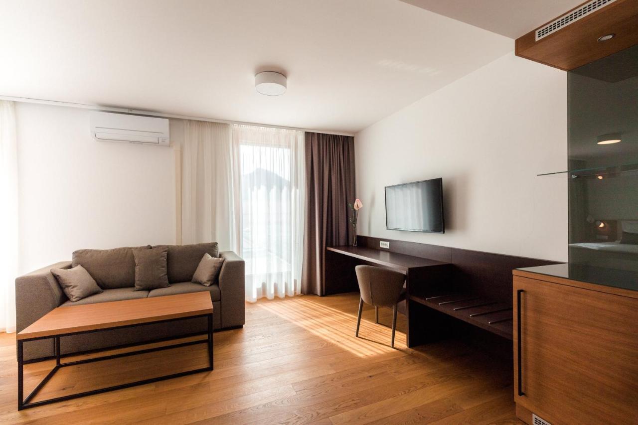 Hotel Ajdovec Sevnica Exterior photo